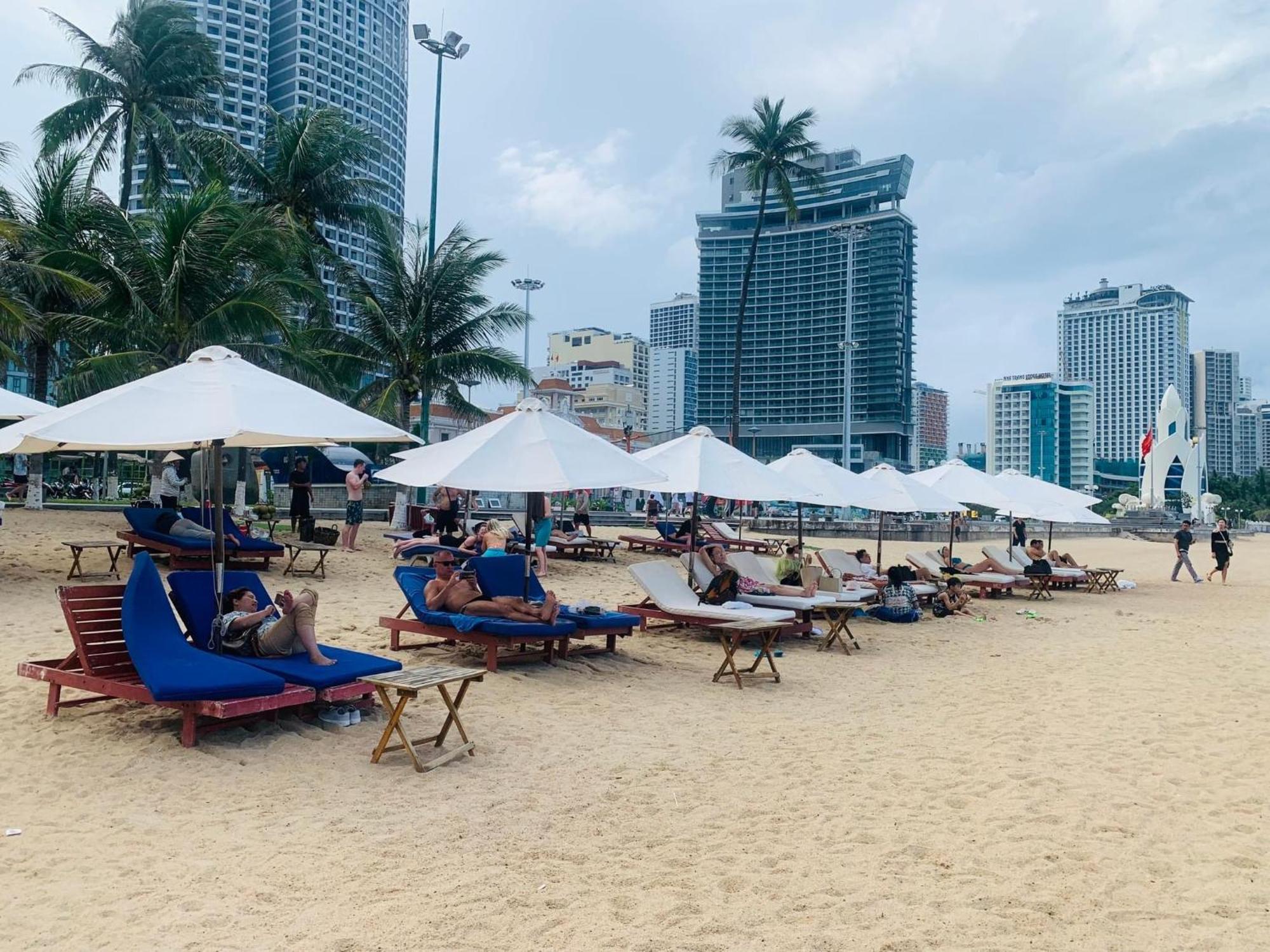 Panorama Luxury Beach Nha Trang Hotel Exterior photo