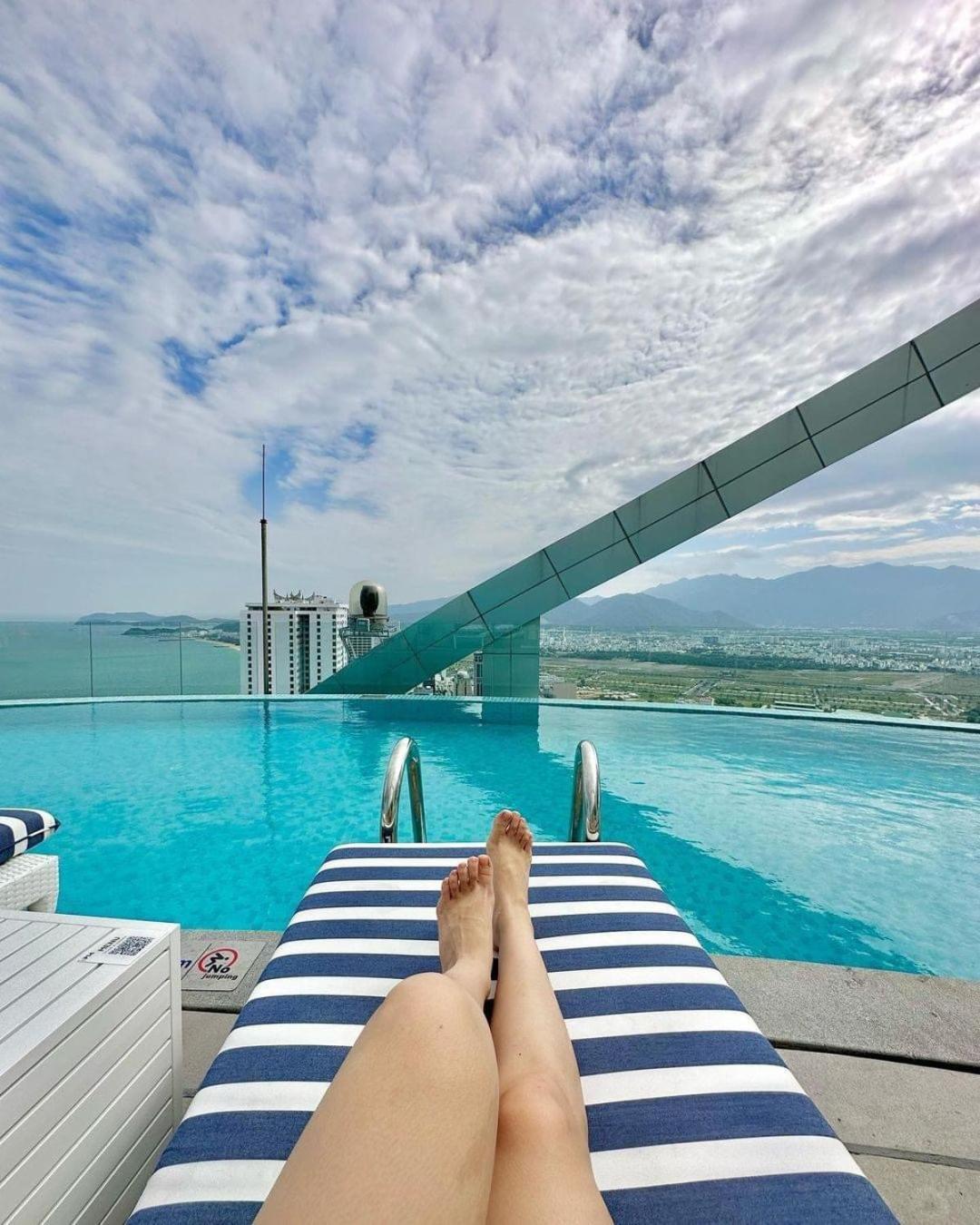 Panorama Luxury Beach Nha Trang Hotel Exterior photo