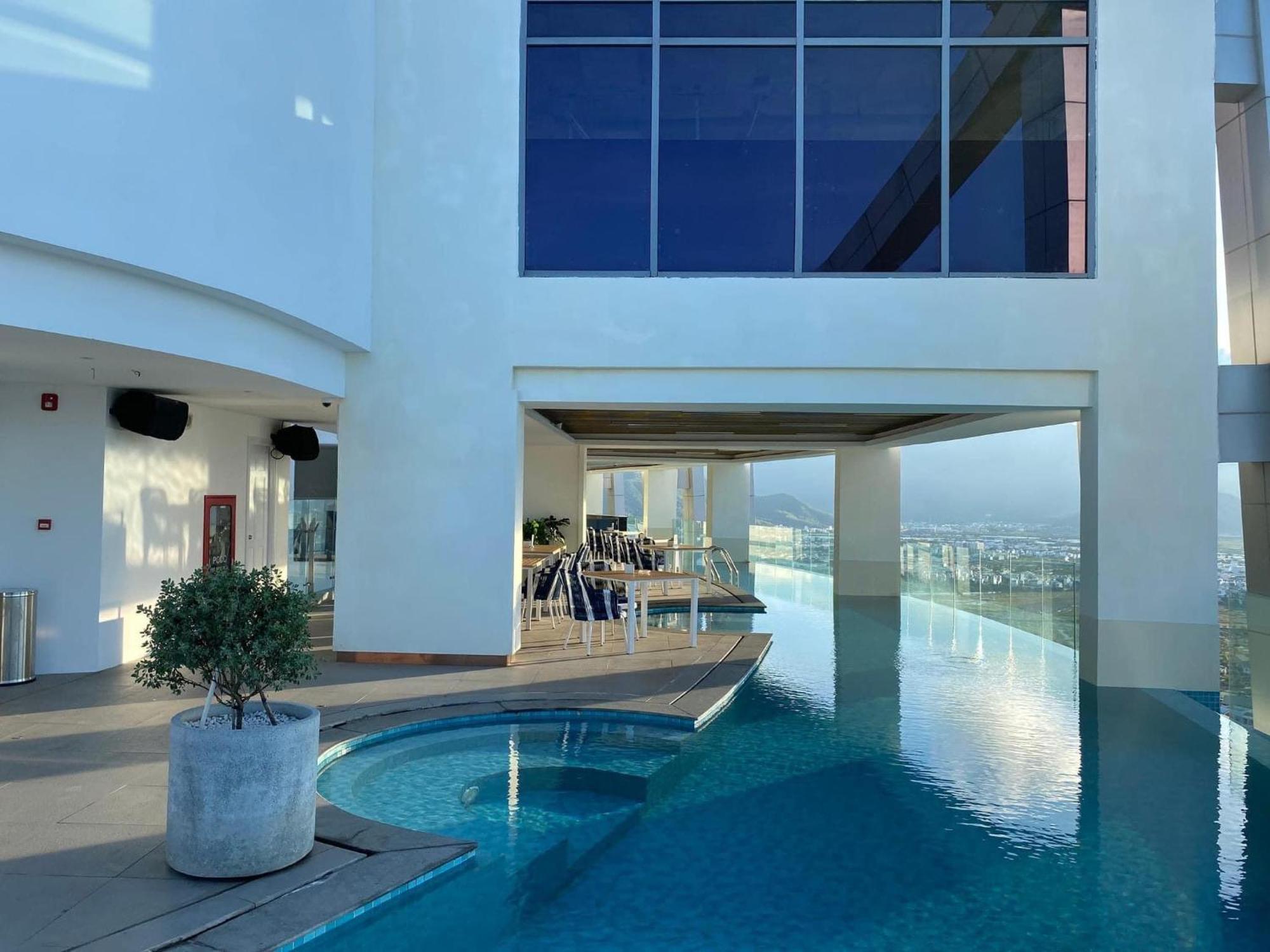 Panorama Luxury Beach Nha Trang Hotel Exterior photo