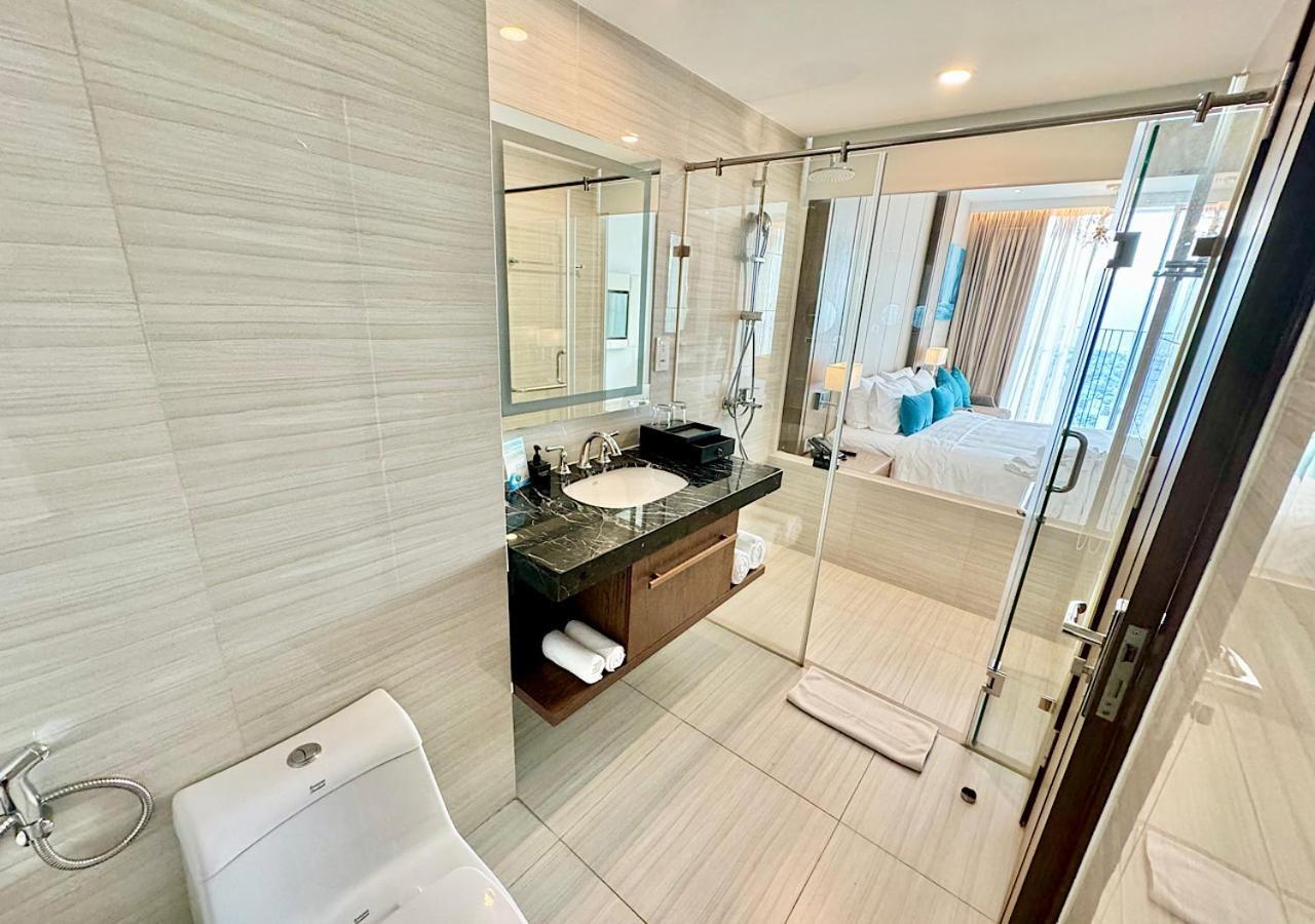 Panorama Luxury Beach Nha Trang Hotel Exterior photo