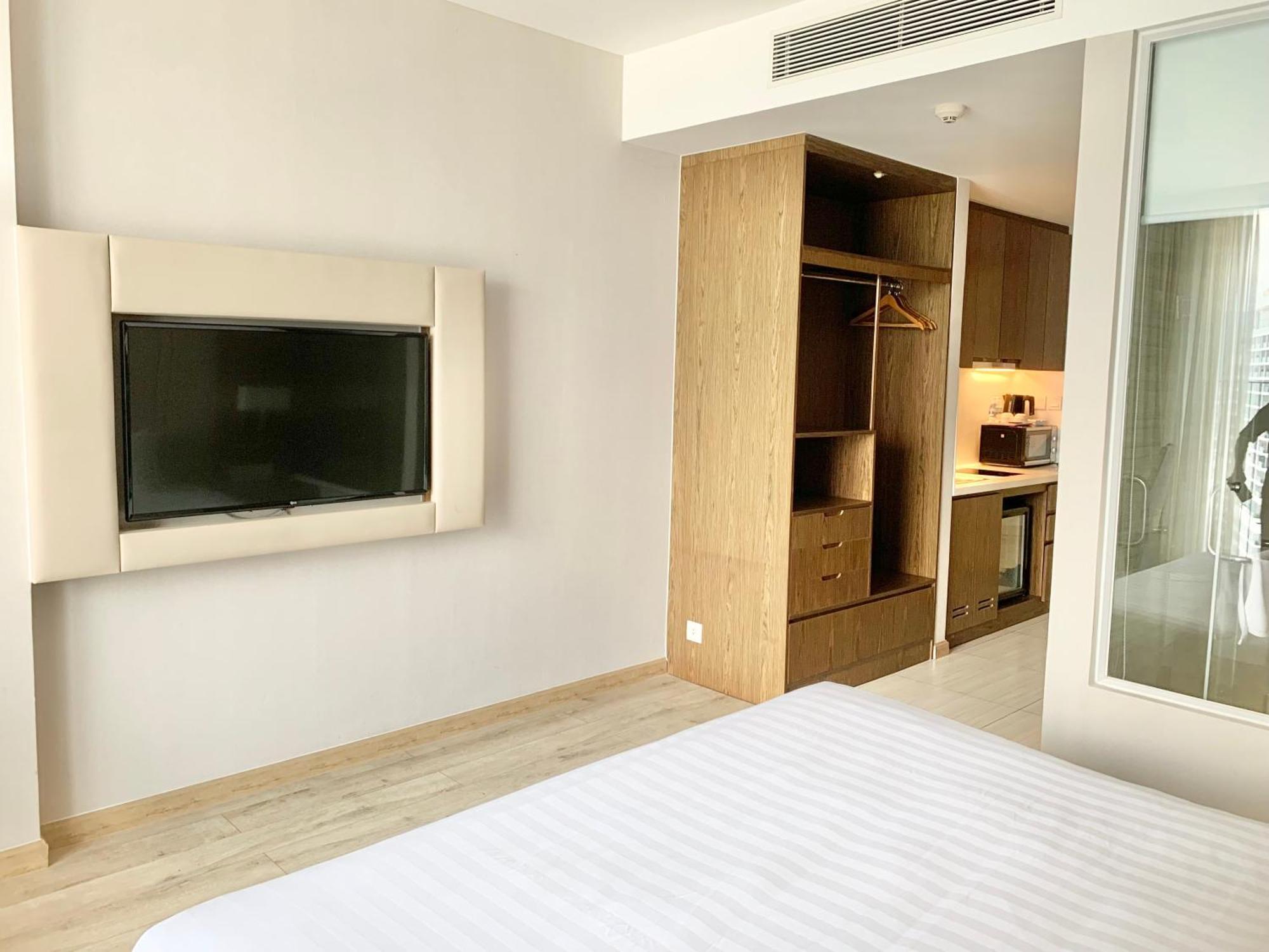 Panorama Luxury Beach Nha Trang Hotel Exterior photo